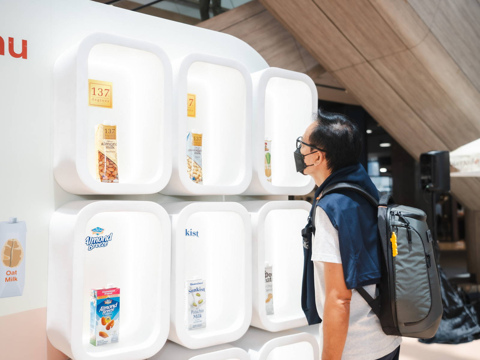 Campaign Plant-based Milk SS II